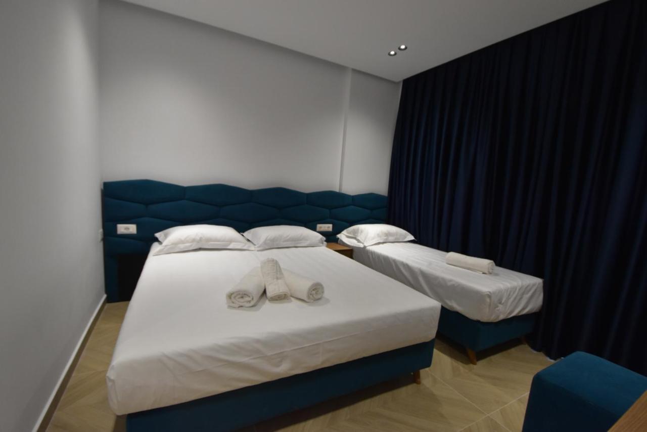 Agimi Hotel Ксамил Екстериор снимка
