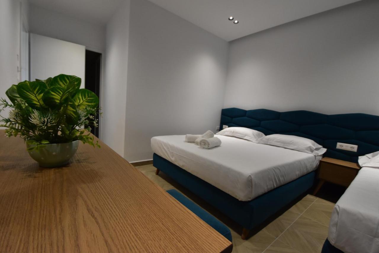 Agimi Hotel Ксамил Екстериор снимка