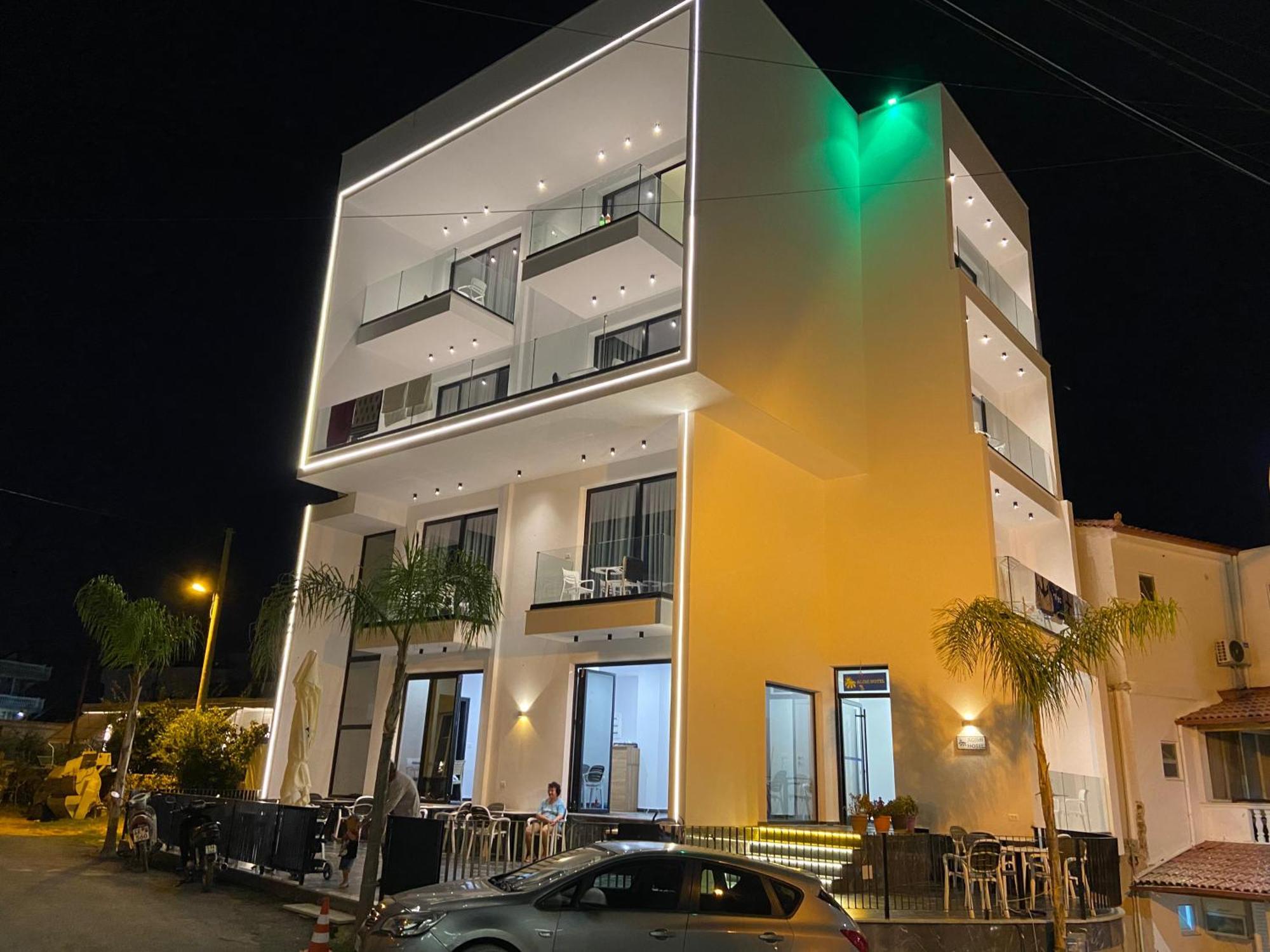 Agimi Hotel Ксамил Екстериор снимка