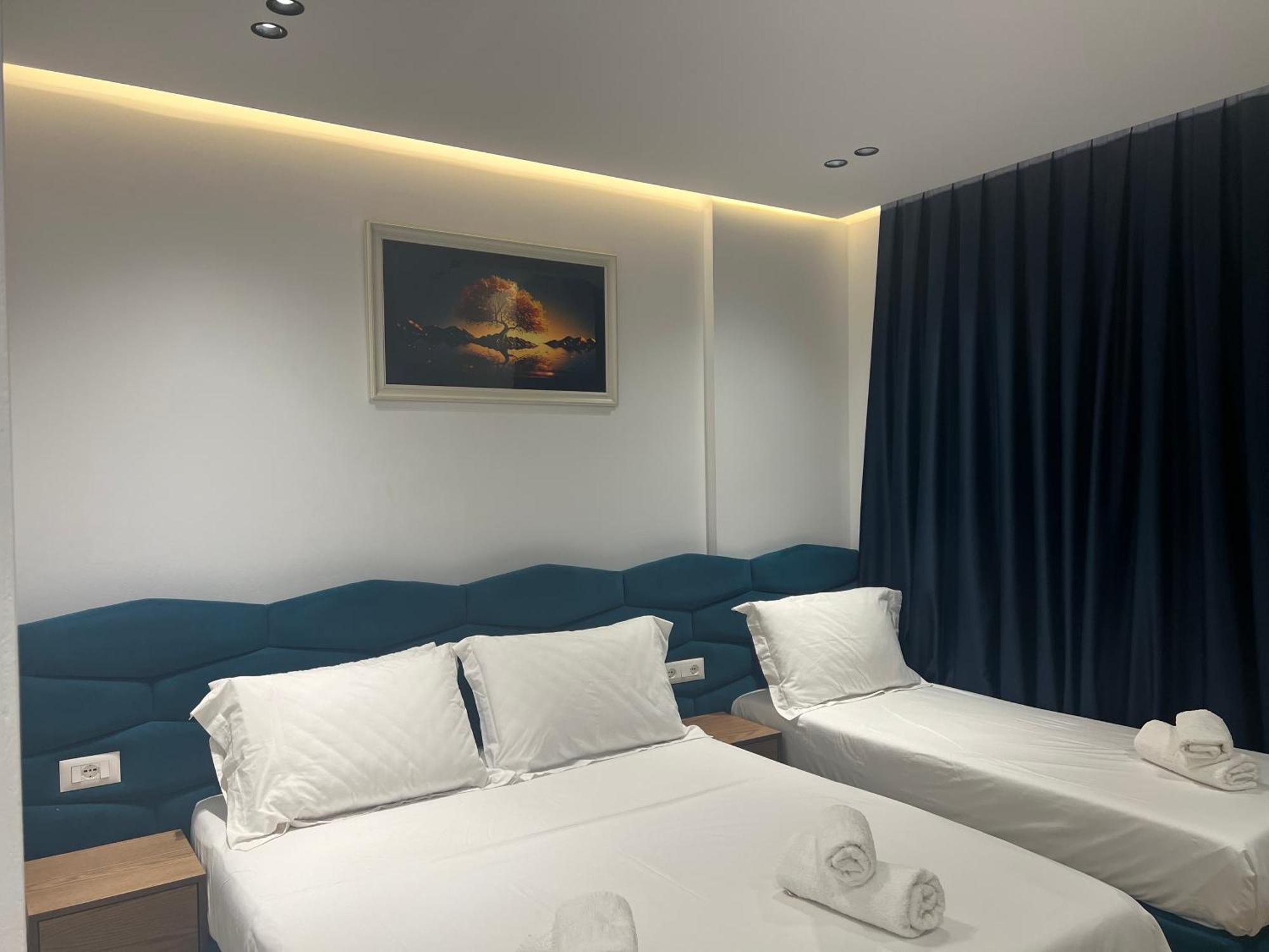 Agimi Hotel Ксамил Екстериор снимка